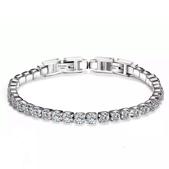 🌟 Stainless Steel Diamond Tennis Bracelet - Picture 3 of 7